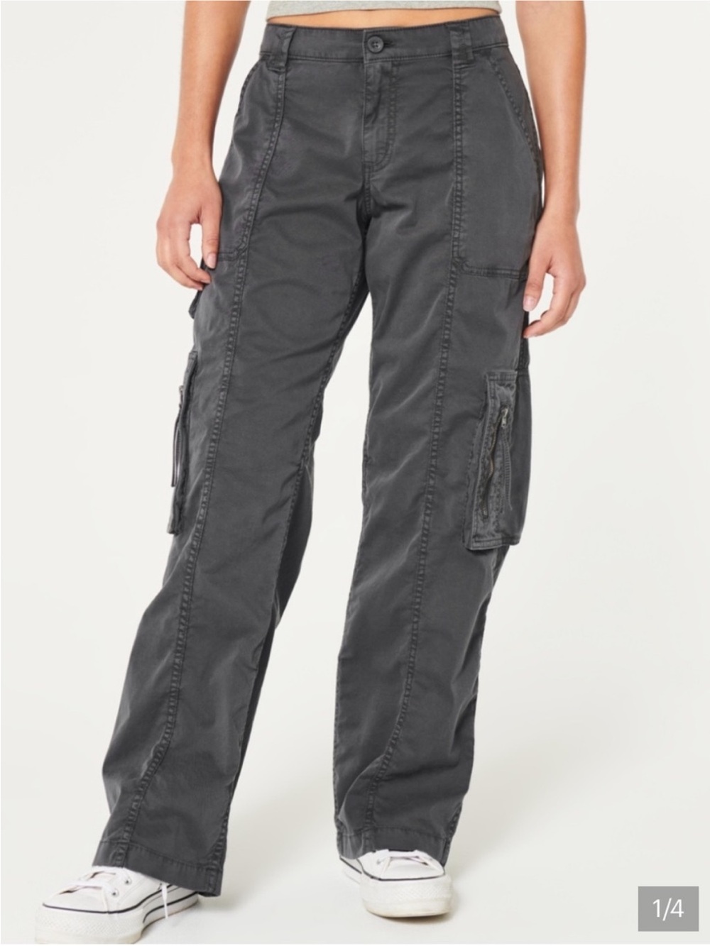 Hollister Black low rise baggy cargo pants size 25